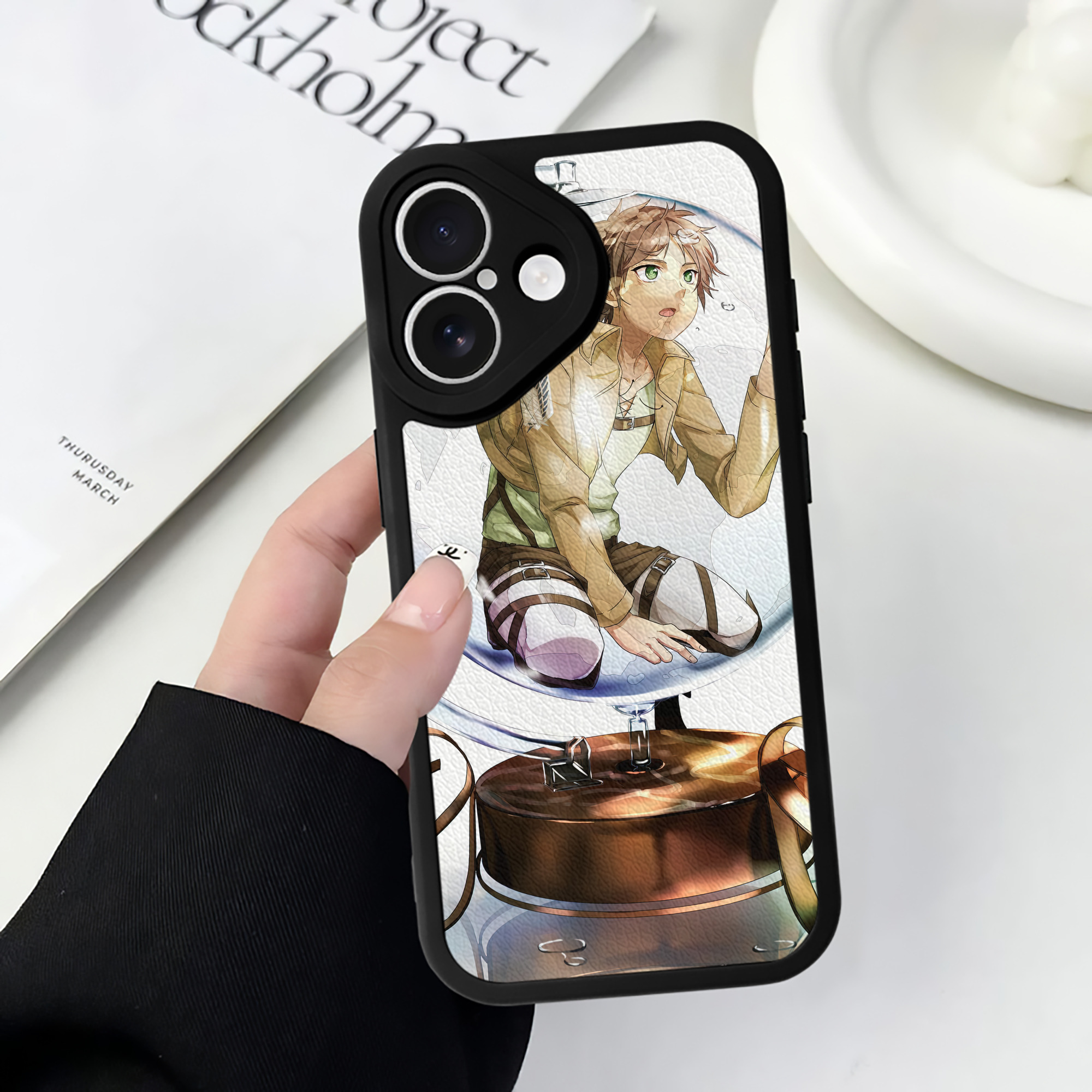 （画像用） 進撃の巨人 Attack on Titan 【iPhone 16シリーズ対応】シリコンスマホケース（レザー調） 材質：シリコン